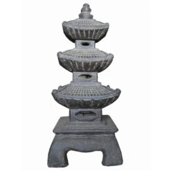 Japanische Laterne Im Pagodenstil, Steinguss, 125 X 55 X 55 Cm