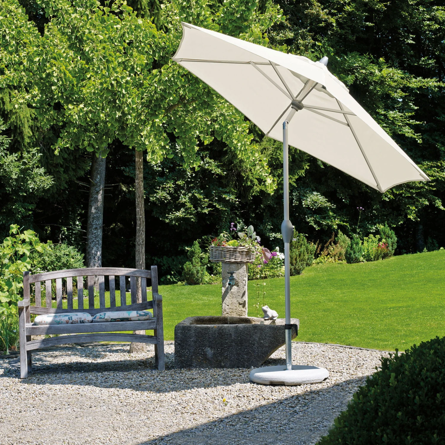 Mittelstockschirm 'Style', Ø 250 Cm