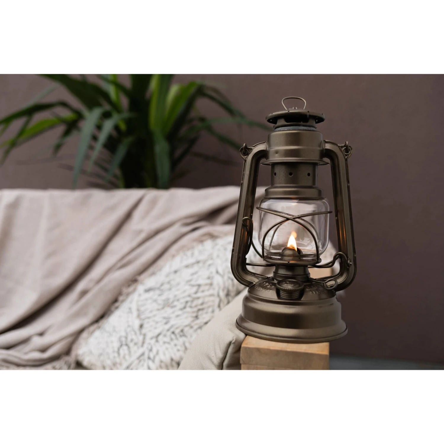 Feuerhand Sturmlaterne 'Baby Special 267', Bronze, 26,5 X 13,5 X 15 Cm – Bild 4