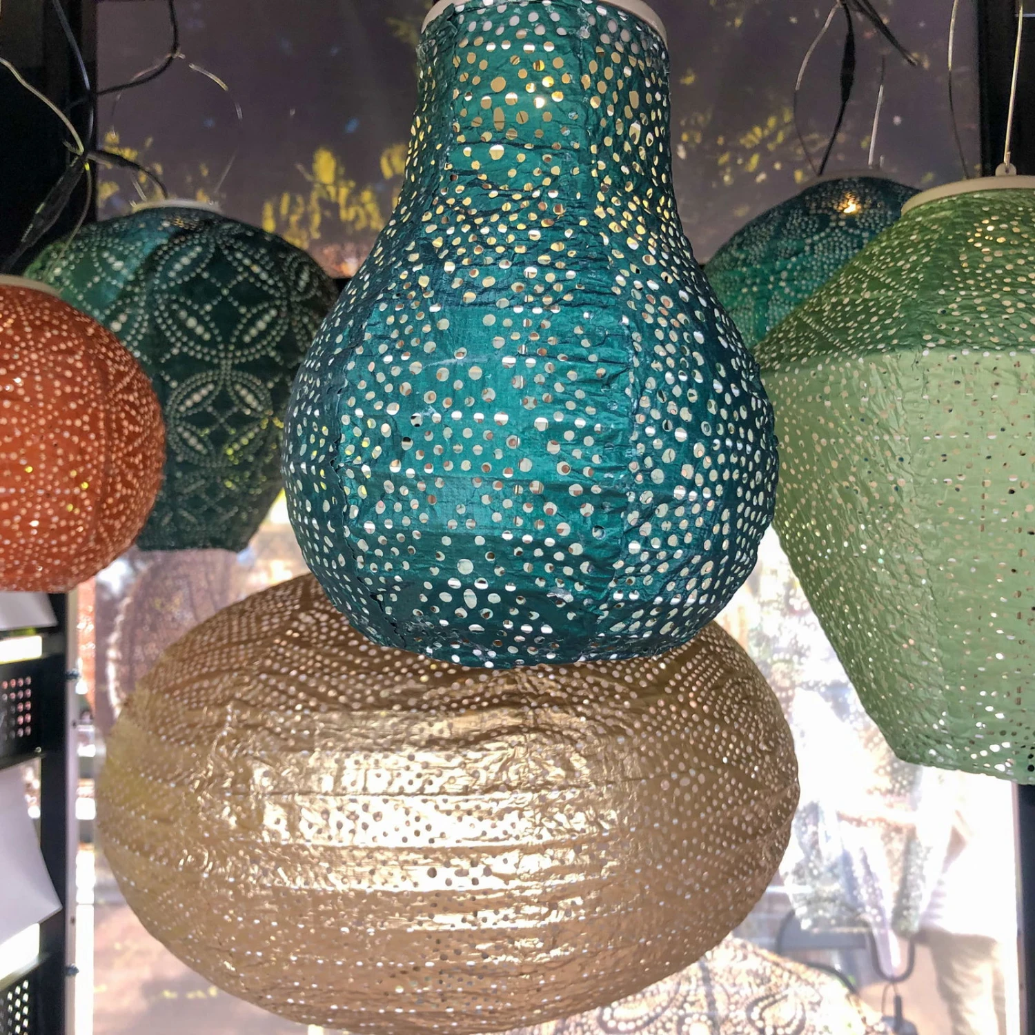 Solarlaterne 'Balloon XL', Helltaupe, Ø 35 X 50 Cm – Bild 7